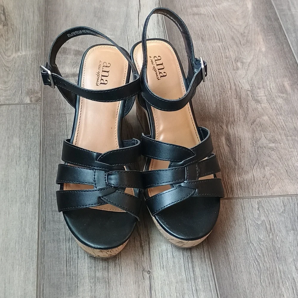 a.n.a wedge Block heeled sandals Size 8 - Picture 2 of 10